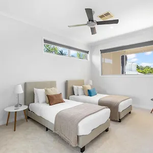 Mount Coolum Family Friendly House Holiday home